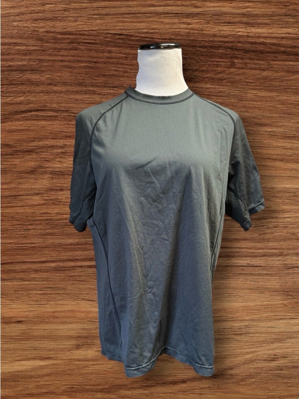 EUC Kuhl Peloton 130 T-shirt with Toray Fabric Technologies SZ L Gray
